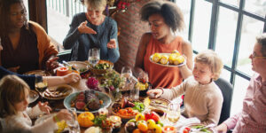 Comment nos besoins nutritionnels évoluent selon notre âge
